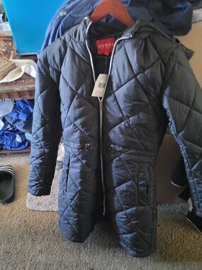 Brand-New With Tags Women's Guess Ofira Padded Full-Zip Jacket Hoodie Size S